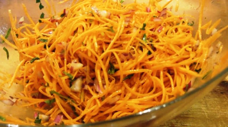 Французский салат с морковью